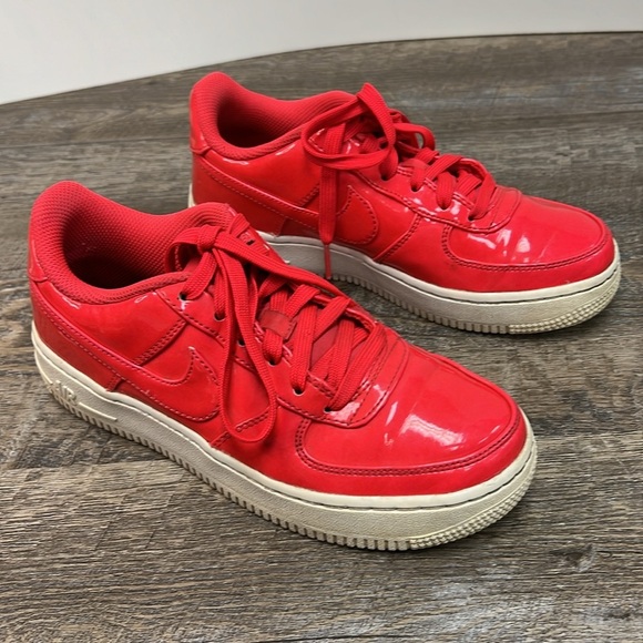 Nike Air Force 1 LV8 OV Low A02286-600 Size 4.5Y - Picture 3 of 7